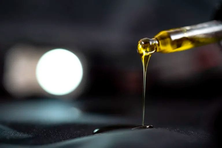 Brytyjski przemysł CBD przewiduje przełom: Pierwsze zatwierdzone produkty spodziewane do wiosny 2025 roku – MEDCAN24