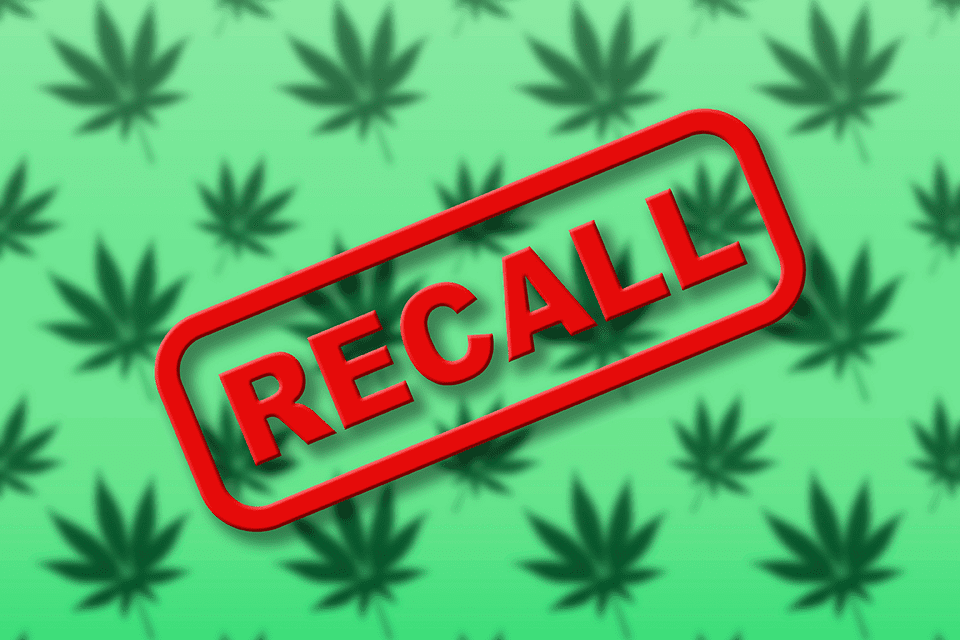 Drugie wycofanie marihuany z Michigan w ciągu miesiąca z powodu zanieczyszczonych vape'ów - MEDCAN24