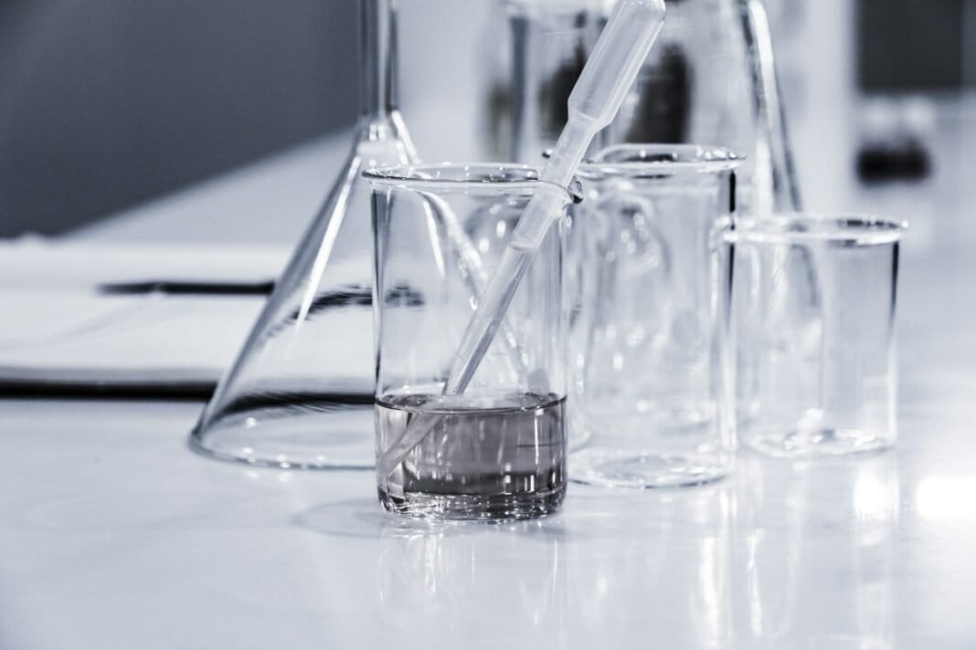 Firma biofarmaceutyczna pozywa DEA za 