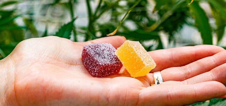 Hawaii Lawmakers Trying to Shut Down ‘Illegal Dispensaries’ Selling Intoxicating Hemp Products - MEDCAN24