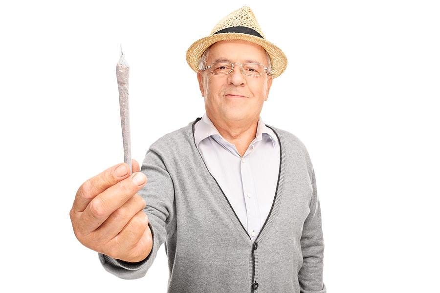 Kompletny przewodnik po medycznej marihuanie dla seniorów - MEDCAN24