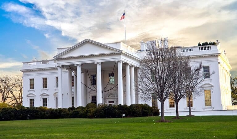2 US House Reps Introduce Bill to Allow White House Drug Adviser to Publicly Back Cannabis Legalization - MEDCAN24
