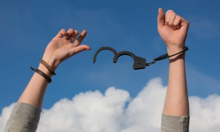 Washington Lawmakers Cut Funds From Groups Helping To Vacate Unconstitutional Drug Convictions