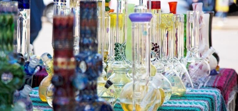 Minnesota Ends Criminal Penalties for Bong Water - MEDCAN24